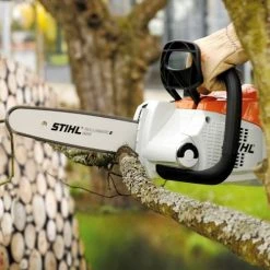 Tronçonneuse à batterie MSA 160 C-B (sans batterie ni chargeur) 30cm - STIHL - 1250-200-0049 -Outil De Jardin Soldes Boutique AFD 101768