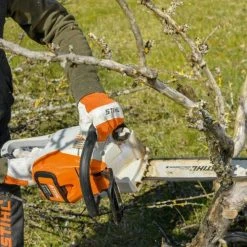 Tronçonneuse à batterie MSA 220 C-B (sans batterie ni chargeur) - 35 cm - STIHL - 1251-200-0072 -Outil De Jardin Soldes Boutique AFD 114541