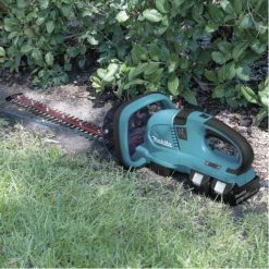 Taille-haie sans-fil DUH651RF2 36 V + 2 batteries 3 Ah + chargeur - MAKITA - DUH651RF2 -Outil De Jardin Soldes Boutique AFD 123319