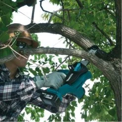 Tronçonneuse élagueuse 18 V DUC122Z 11,5 cm (sans batterie ni chargeur) + accessoires 5 Tronçonneuse élagueuse 18 V DUC122Z 11,5 cm (sans batterie ni chargeur) + accessoires -Outil De Jardin Soldes Boutique AFD 144527