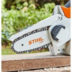 Scie de jardin GTA 26 + 1 batterie + chargeur - STIHL - GA01-011-6910 -Outil De Jardin Soldes Boutique AFD 92587