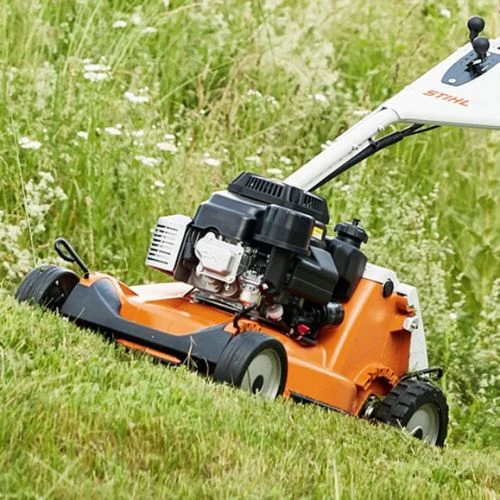 Tondeuse à gazon thermique tractée Stihl RM 650 T 173 cm³ 3 Tondeuse à gazon thermique tractée Stihl RM 650 T 173 cm³ – Image 3
